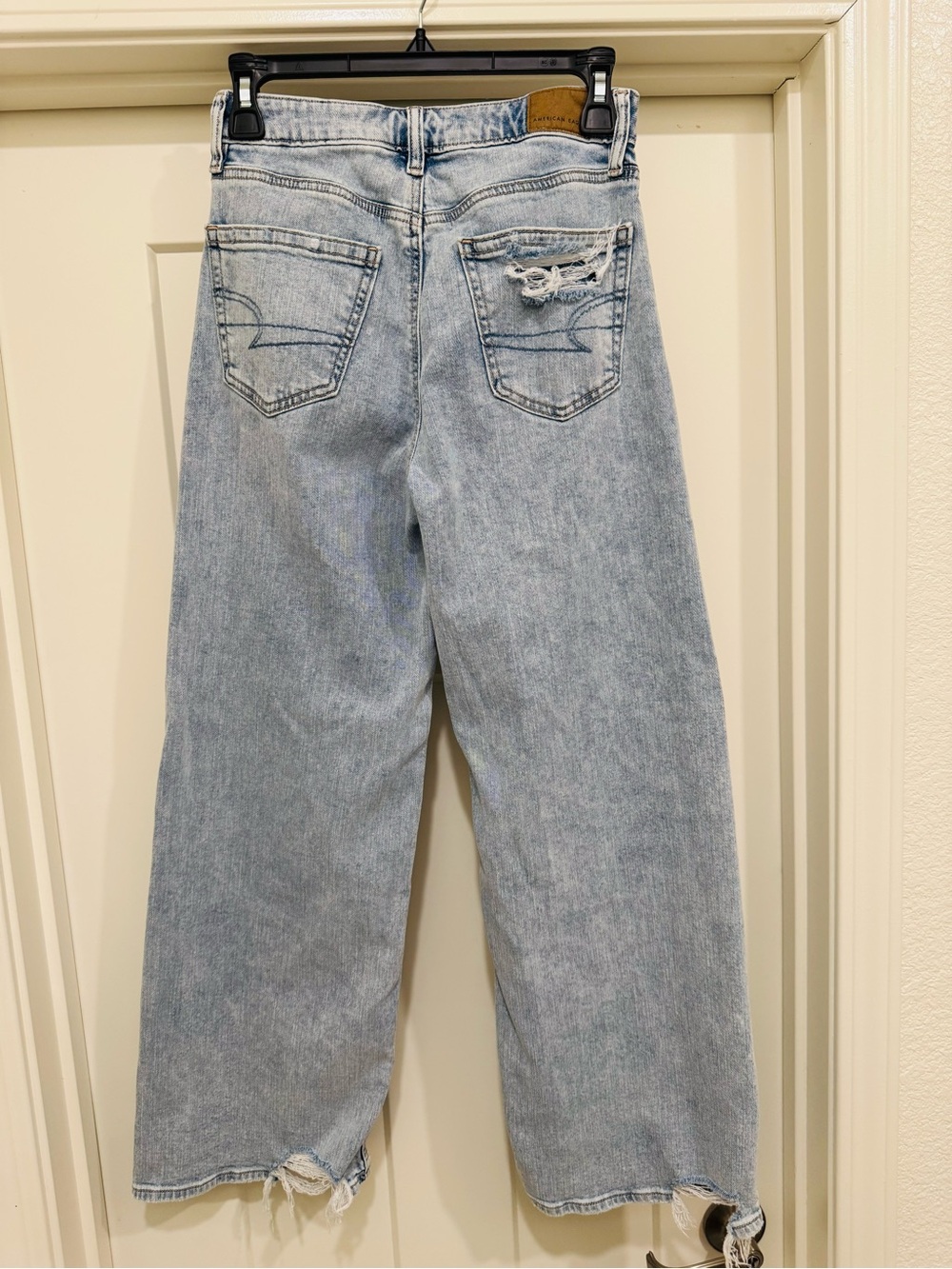 American Eagle - Picture 8 of 13
